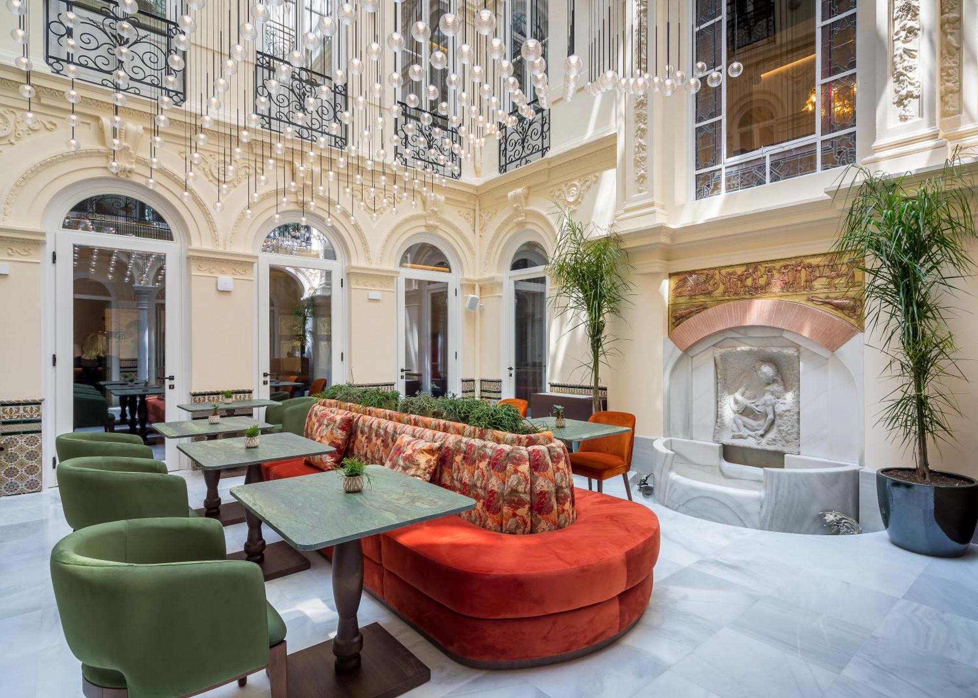 Palacio Gran Via, A Royal Hideaway Hotel Granada Exterior photo